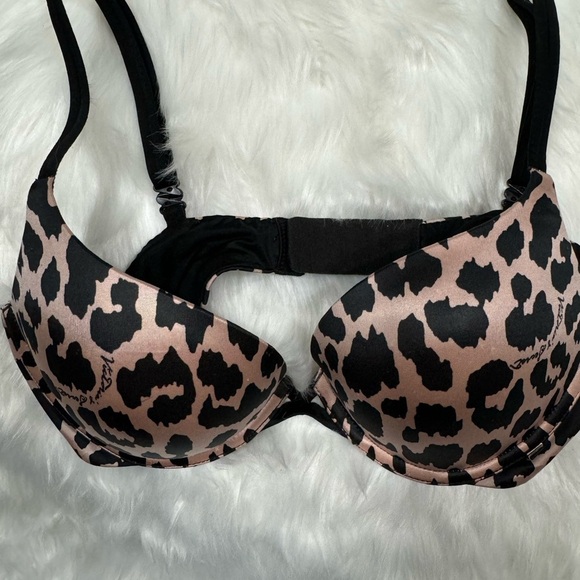 Victorias Secret Very Sexy Animal Print Push-Up Bra - Picture 6 of 10
